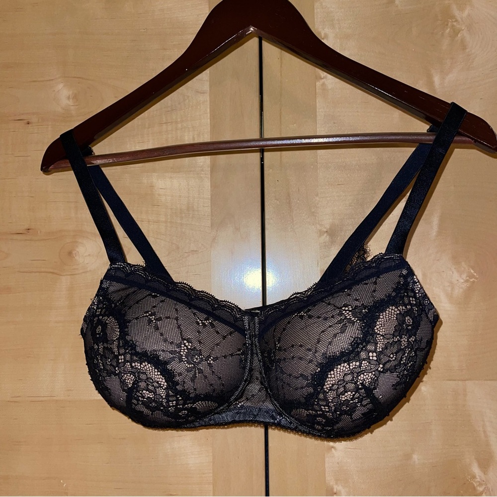 Amoena Lingerie lace bra